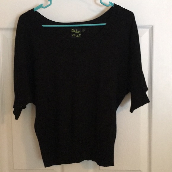Takeout Sweaters - Short sleeve sweater Takeout Sweaters - Short sleeve sweater